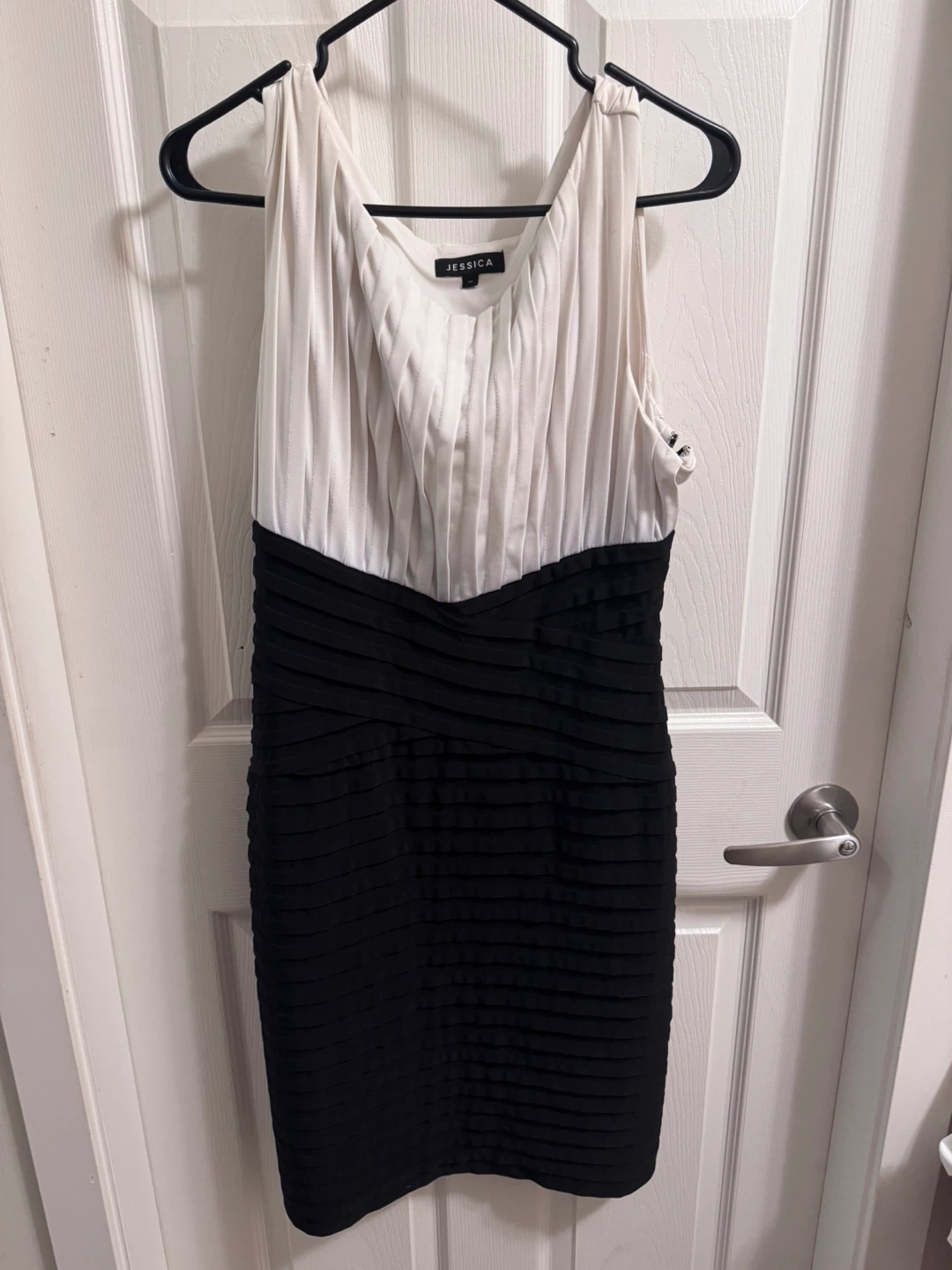 Jessica Sleeveless Dress