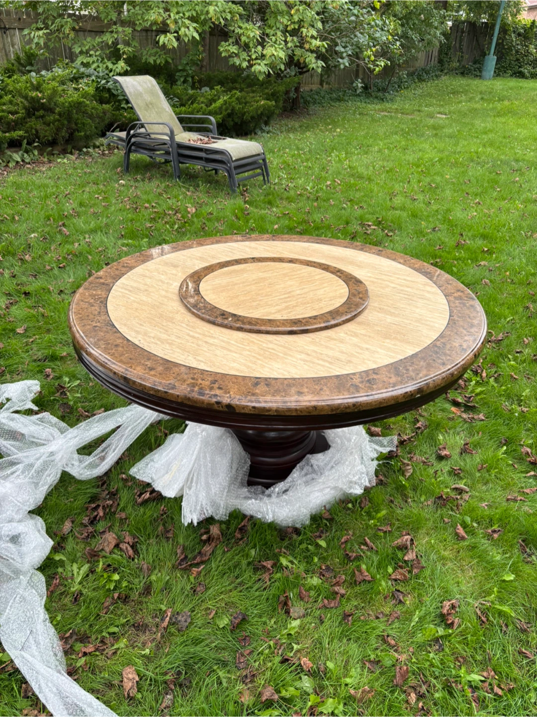 Round marble top dining table - photo 2