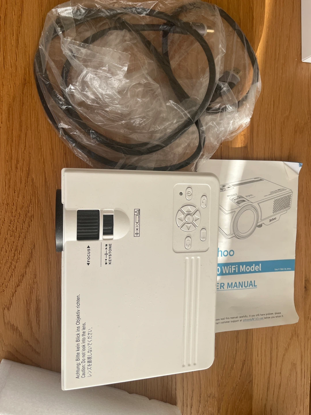 Jinhoo M10 WiFi Projector - photo 2