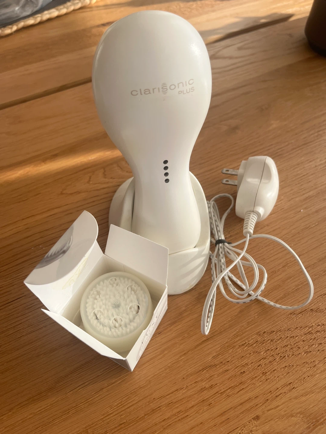 Clarisonic Plus Facial Cleansing Device - photo 2