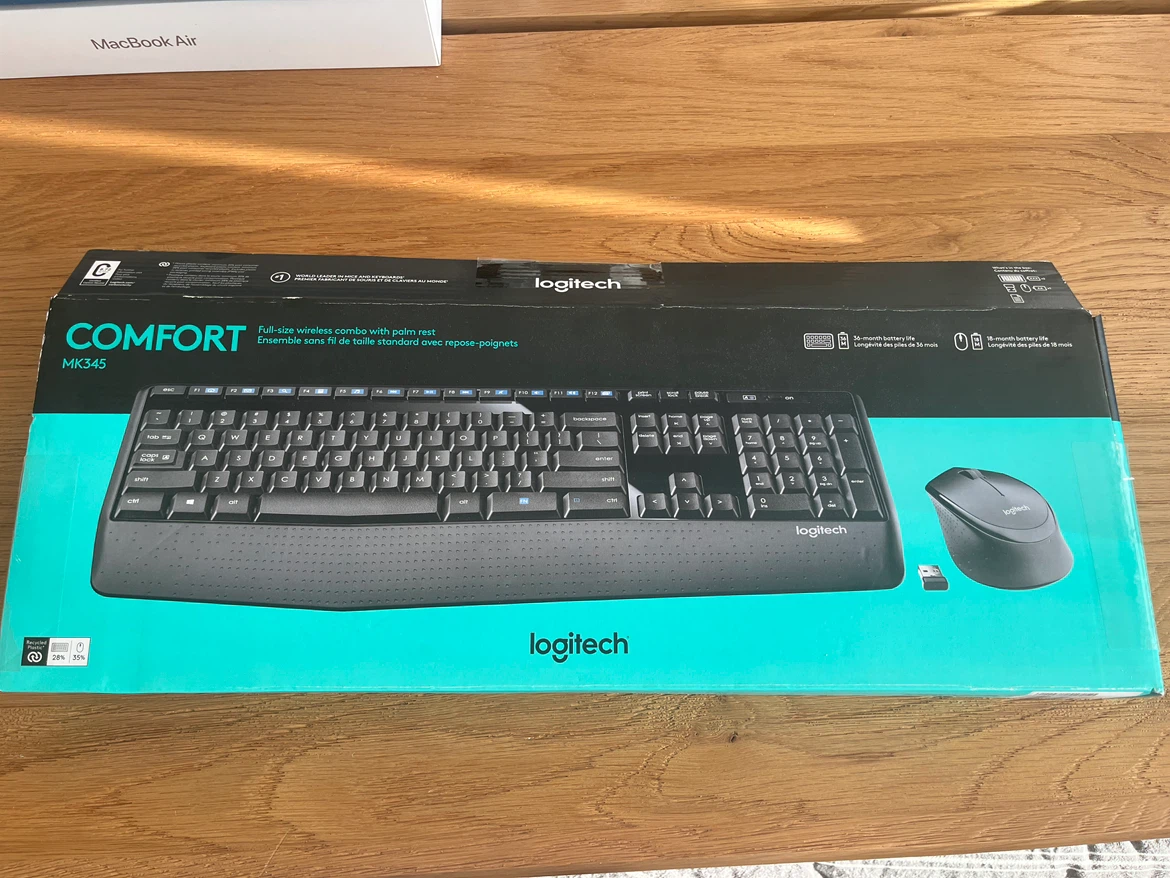 Logitech MK345 Wireless Keyboard and Mouse Combo