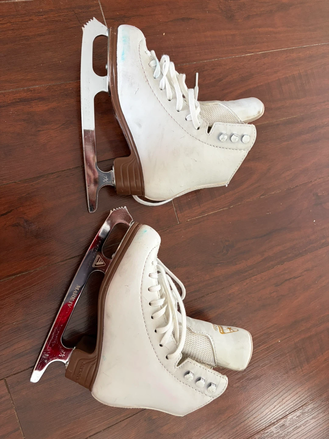 Jackson Artiste Ice Skates