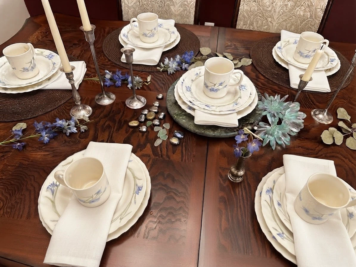 VTG 21-Piece Arcopal France "Diana" Dinnerware Set (Blue Iris) - photo 5