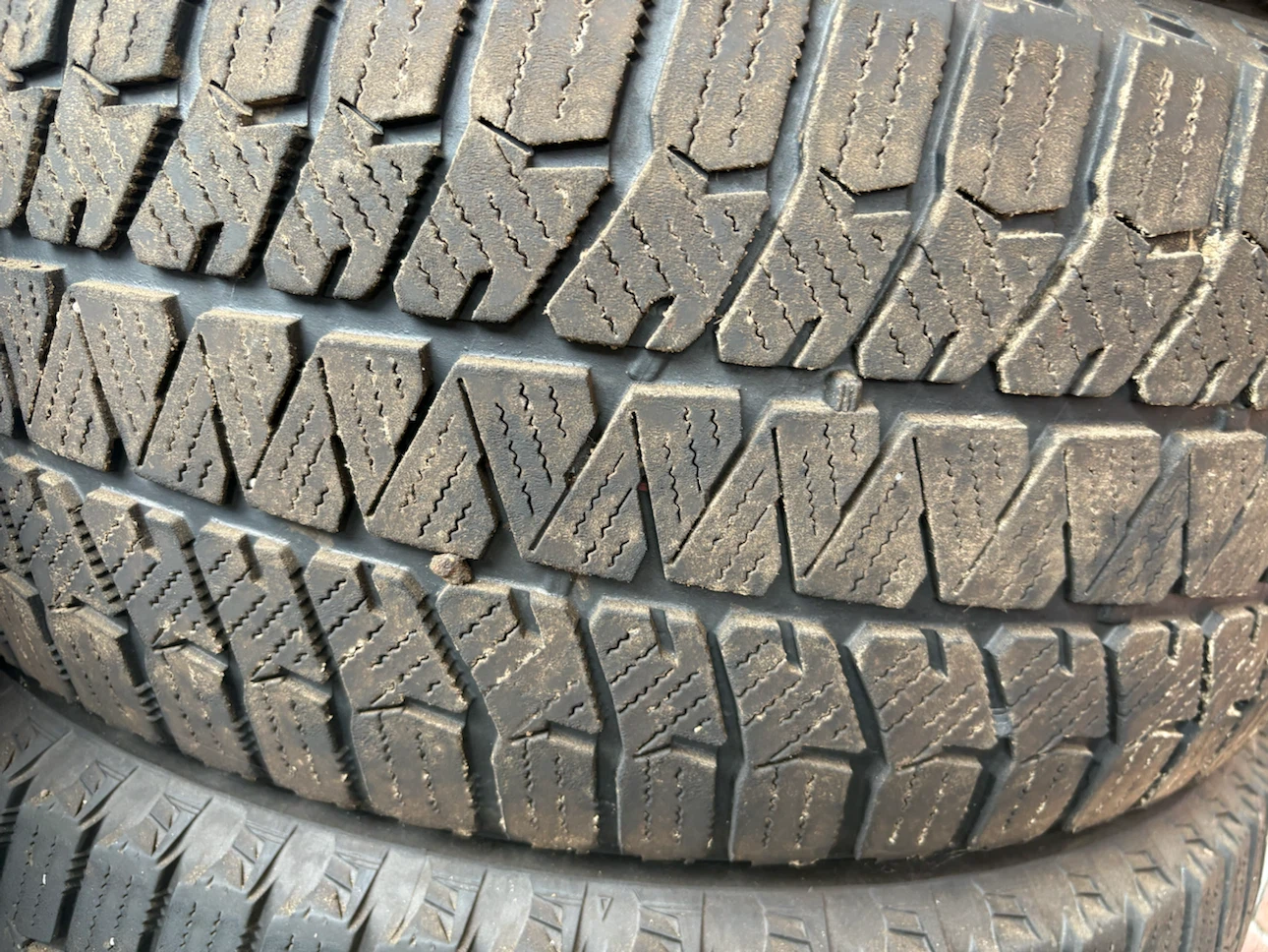 Set of 4 Bridgestone Tires 235/45R18 - photo 2