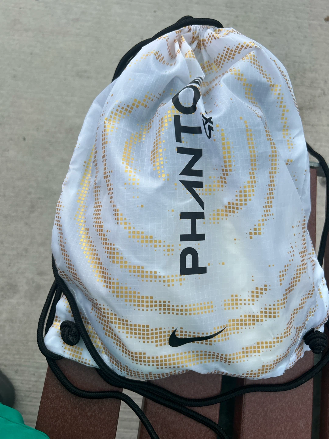 Nike Phantom Soccer Cleats - photo 3