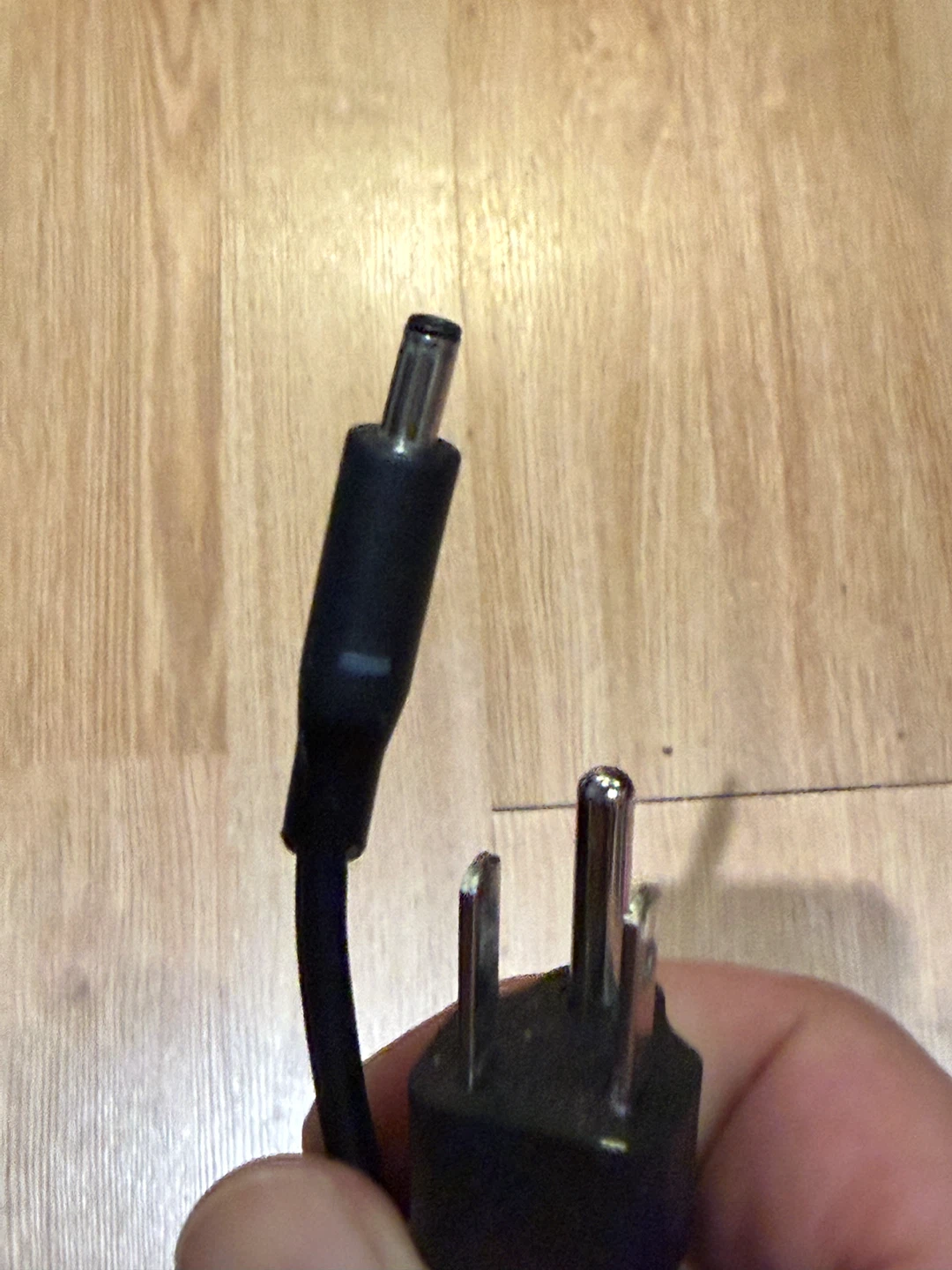 Dell 130W Laptop AC Adapter - photo 2