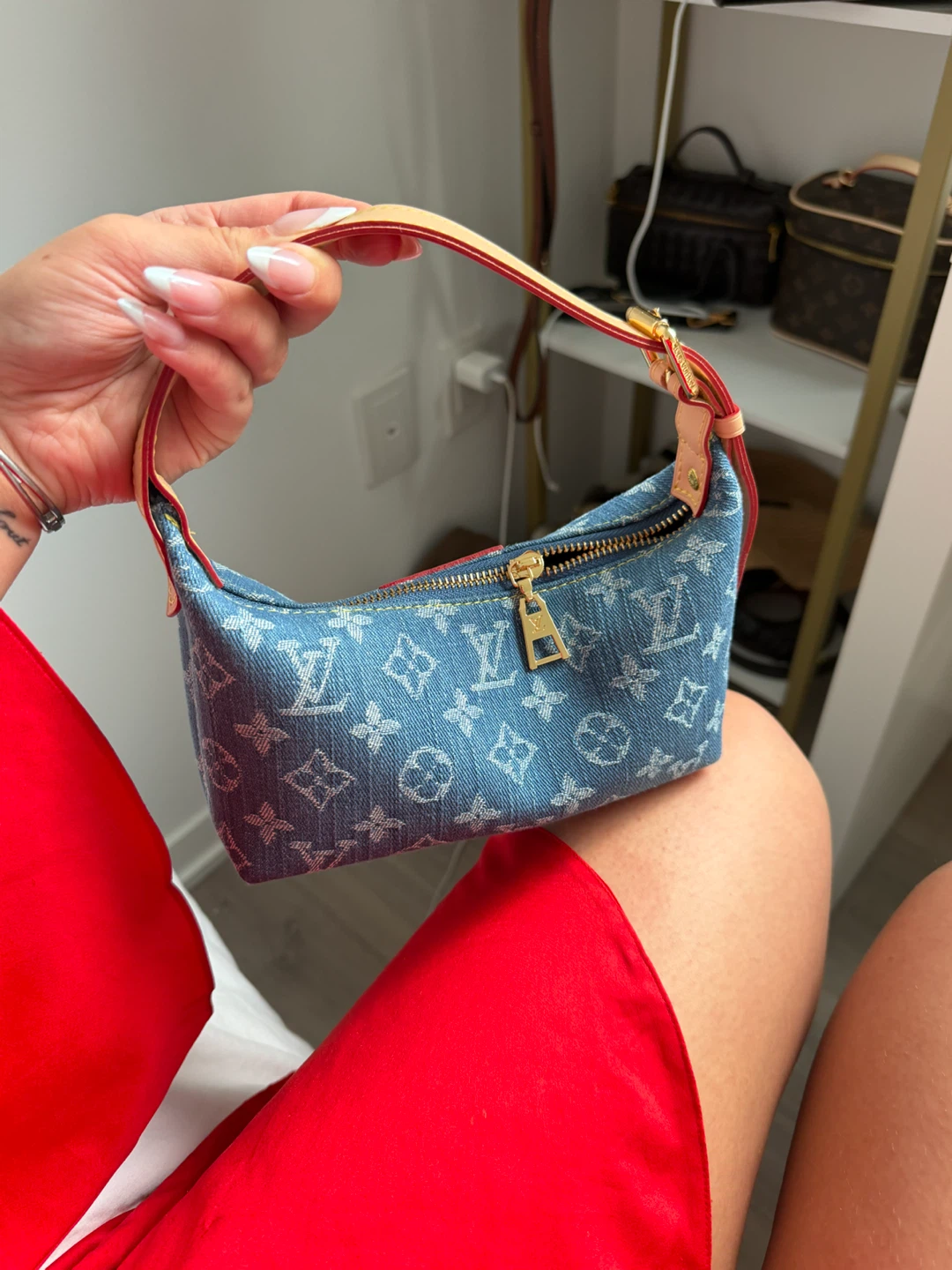 Louis Vuitton Denim Micro Pochette - photo 3