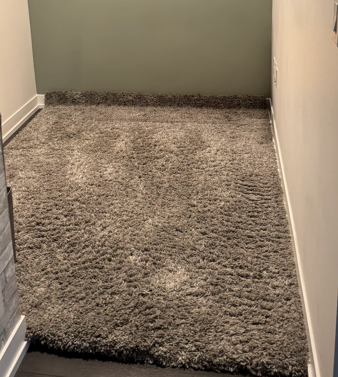 Grey Shag Area Rug Need gone ASAP