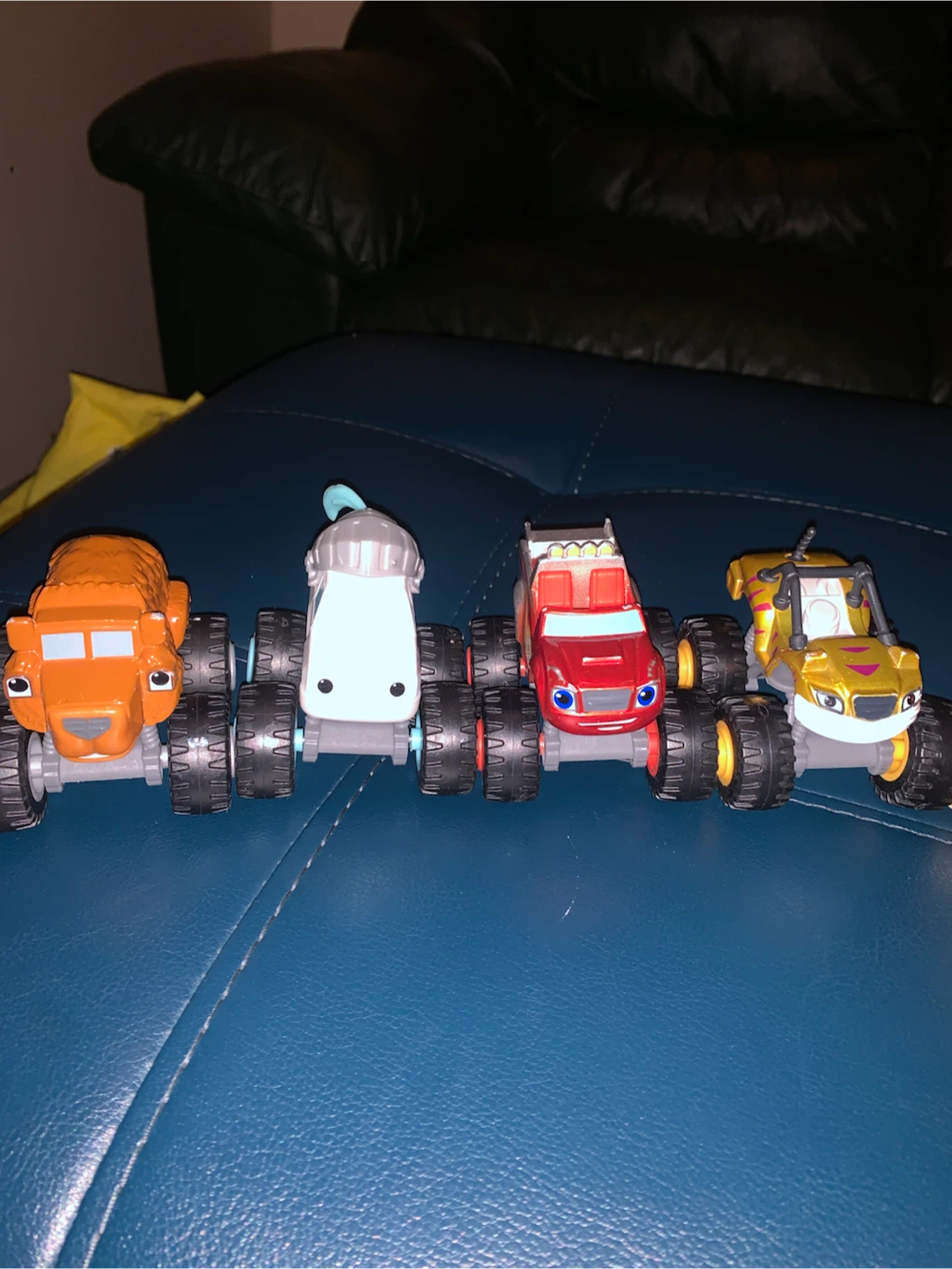 BLAZE AND THE MONSTER MACHINES TOYS - photo 3