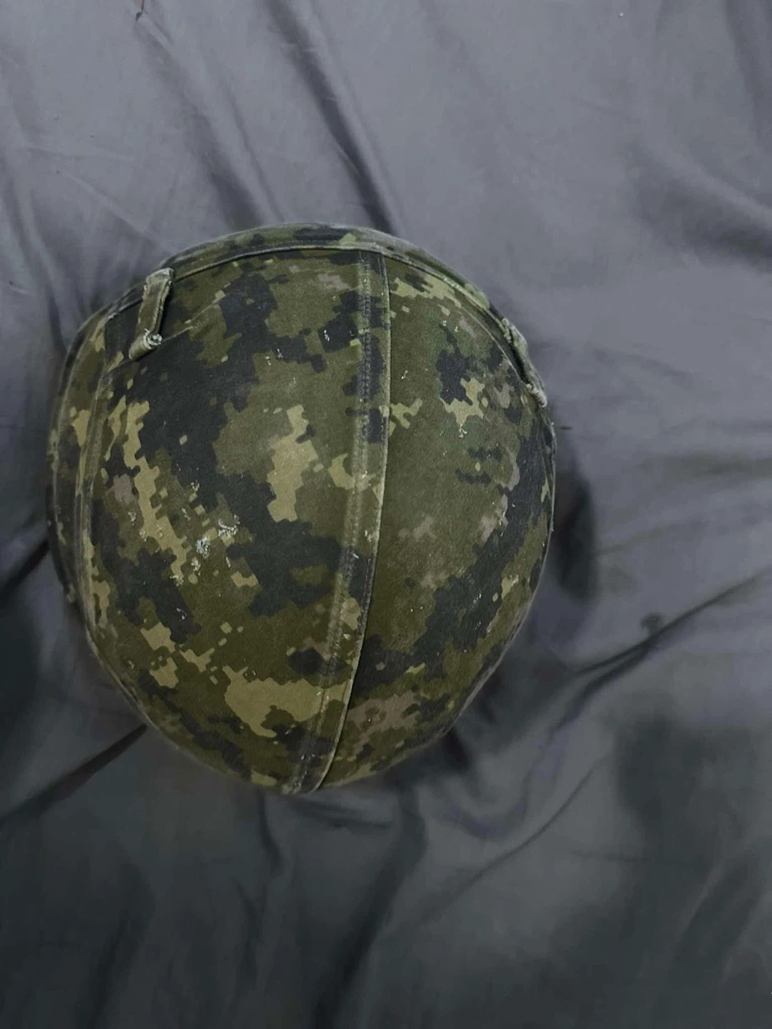 Canadian Military Combat Helmet - photo 3