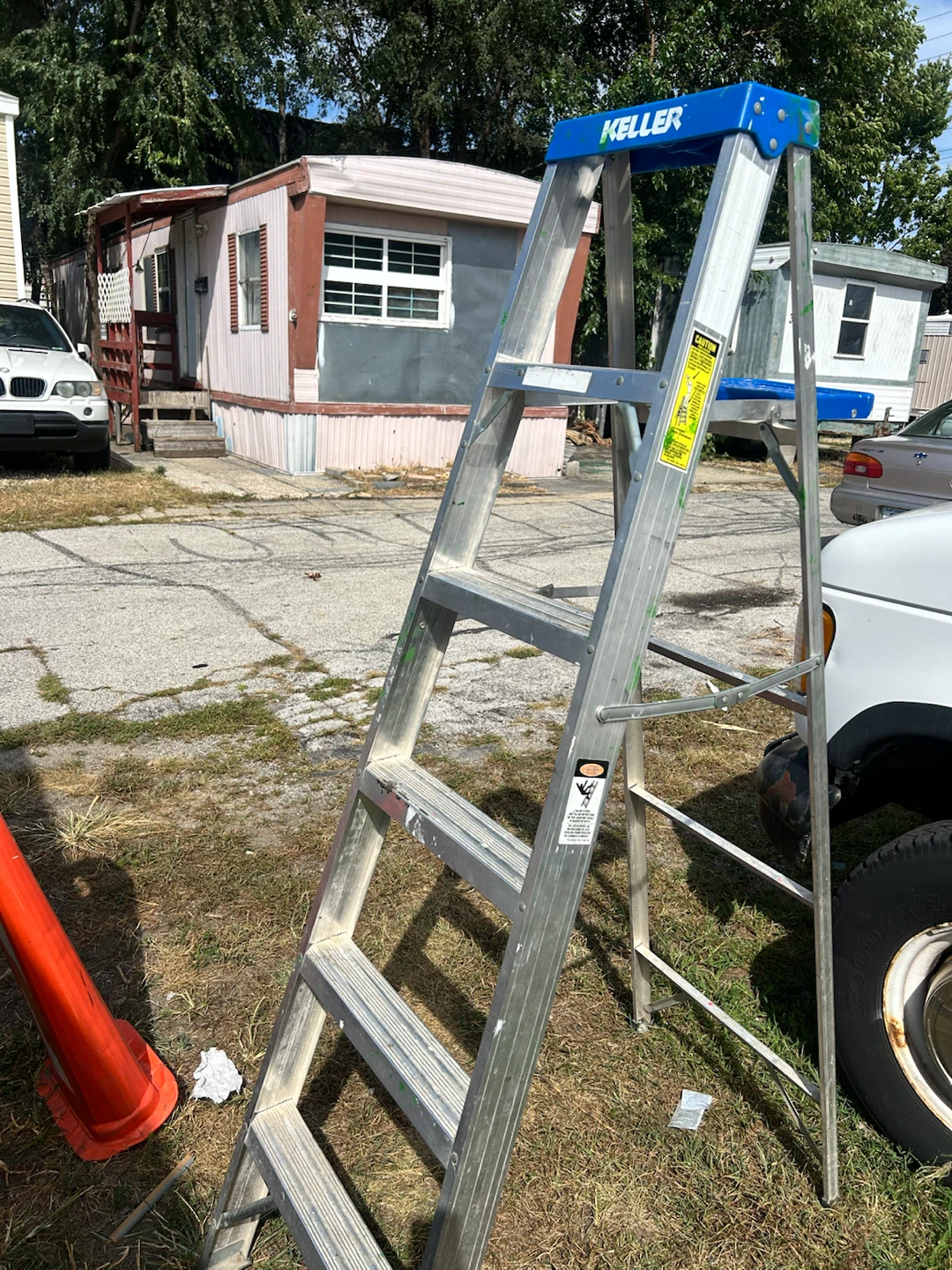 Keller Aluminum Step Ladder - photo 2