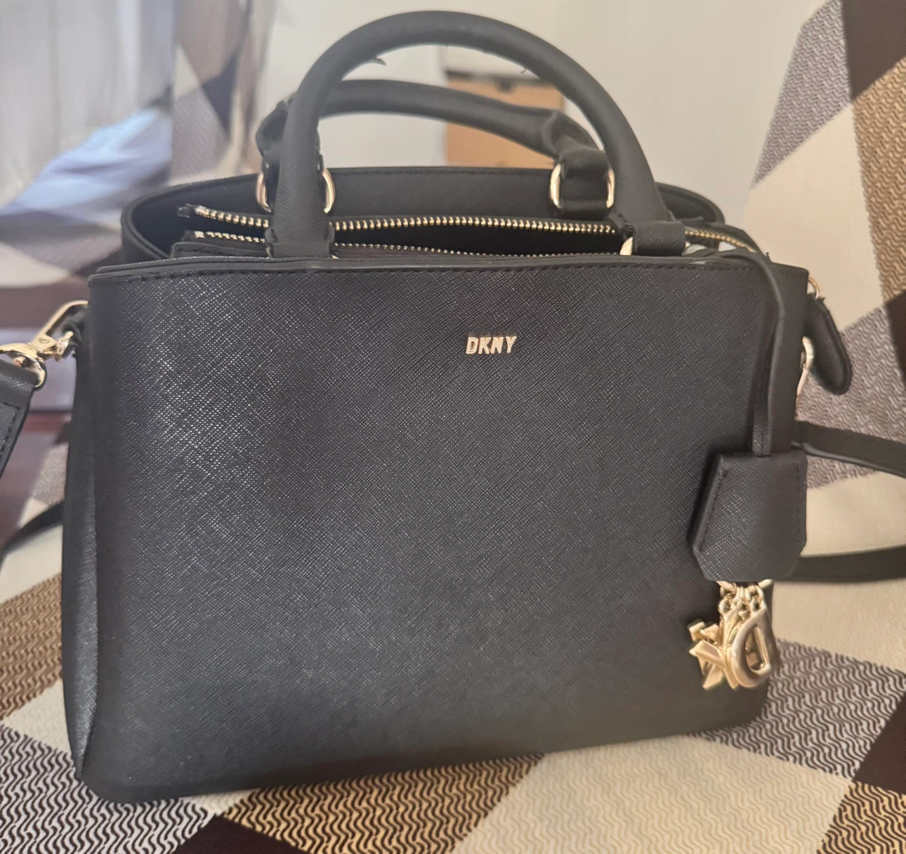 Black DKNY Handbag - photo 2
