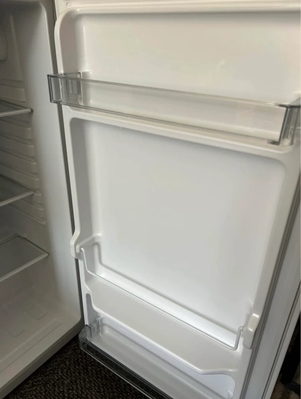 Danby Diplomat Compact Mini Fridge (available on October) - photo 2
