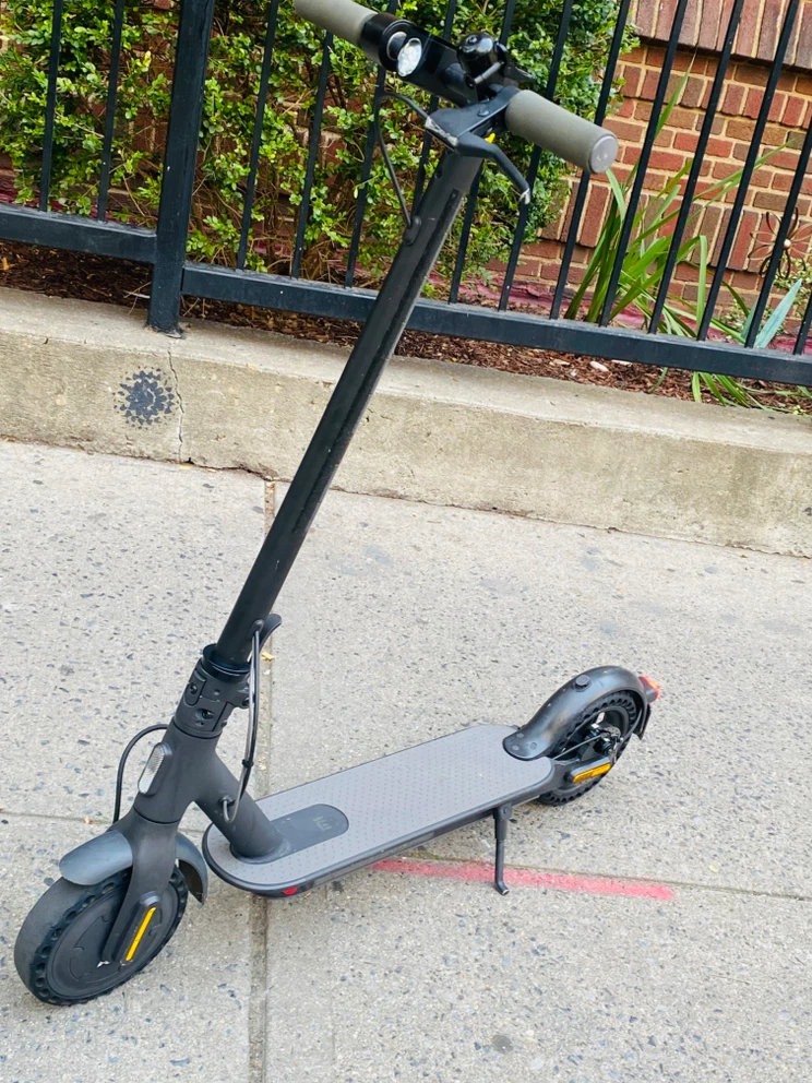 Xiaomi Mi Electric Scooter - photo 3