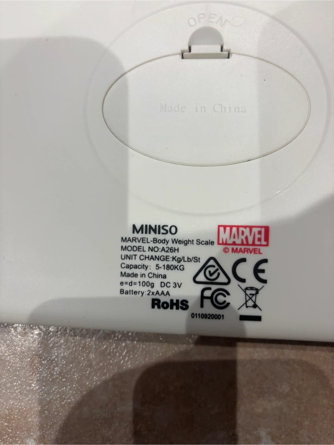 Miniso Marvel Spider-Man Digital Body Scale - photo 2