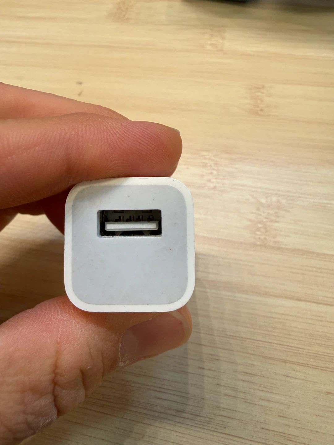Apple USB Power Adapter A1265 - photo 2