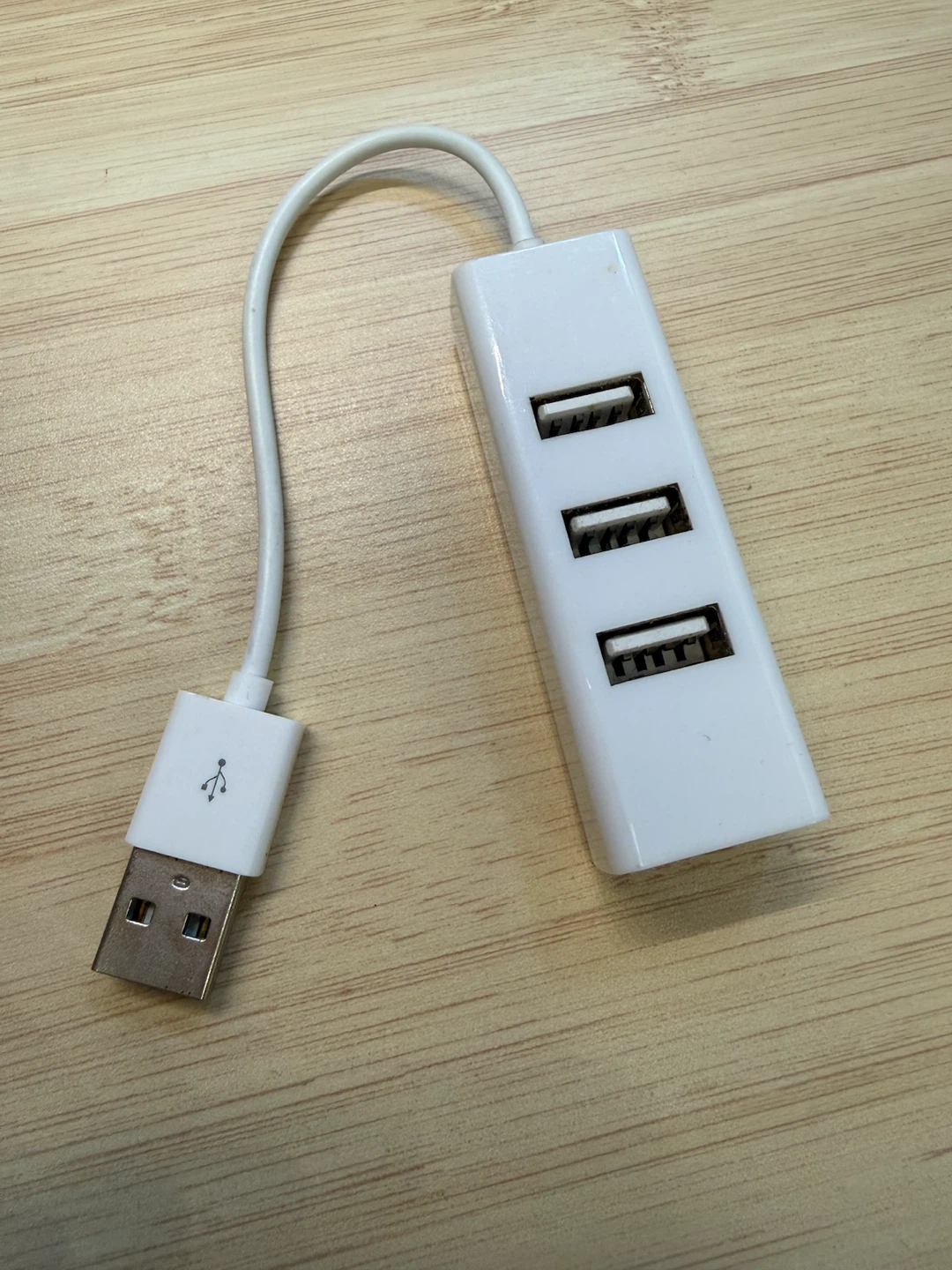 White 3-Port USB Hub