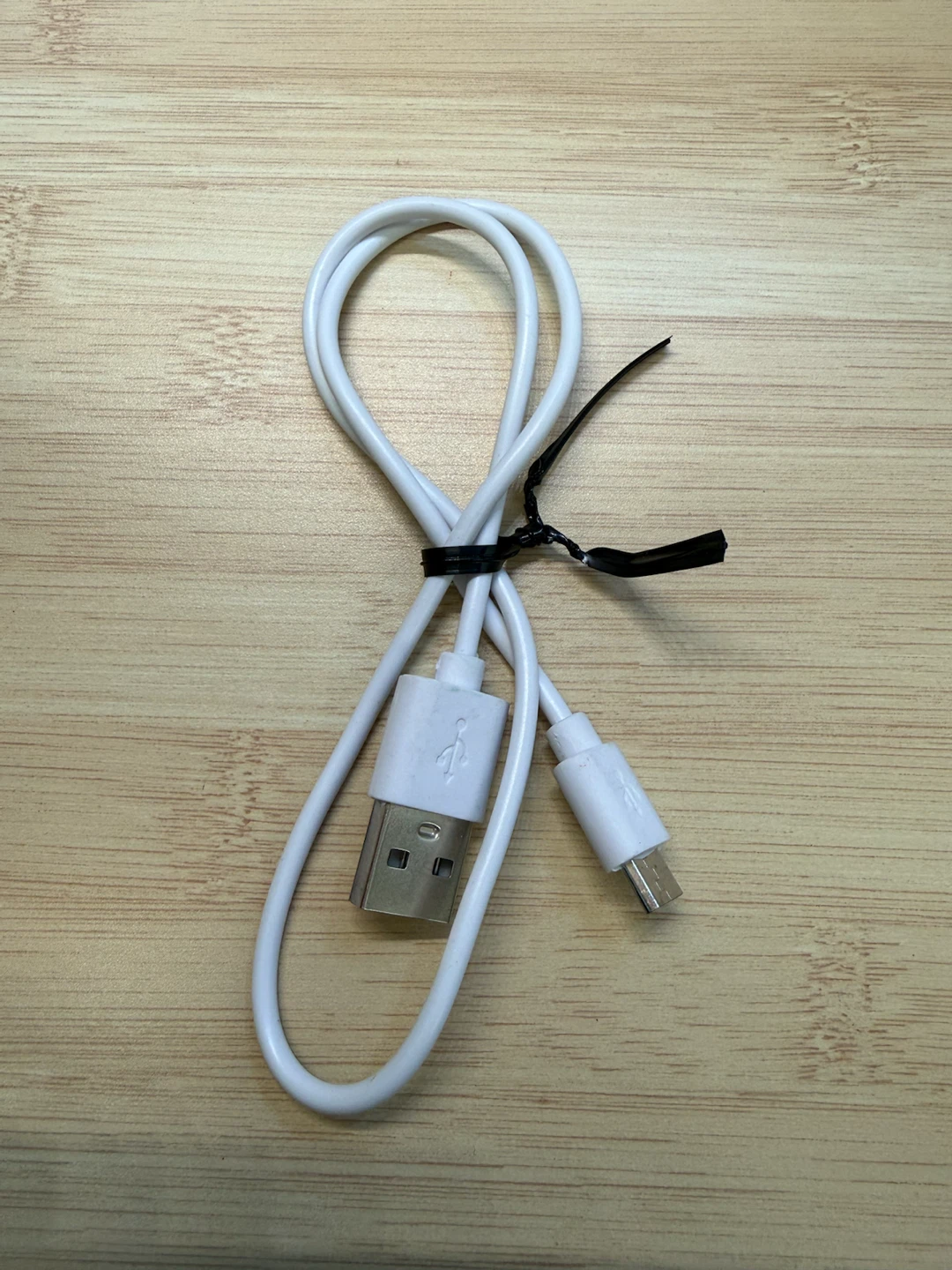 Micro USB charging cable - photo 4