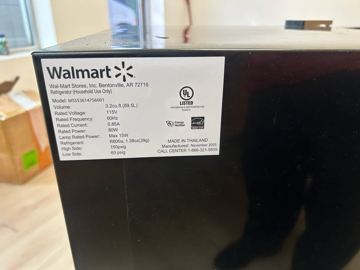 Walmart 3.2 cu. ft. Mini Refrigerator - photo 3