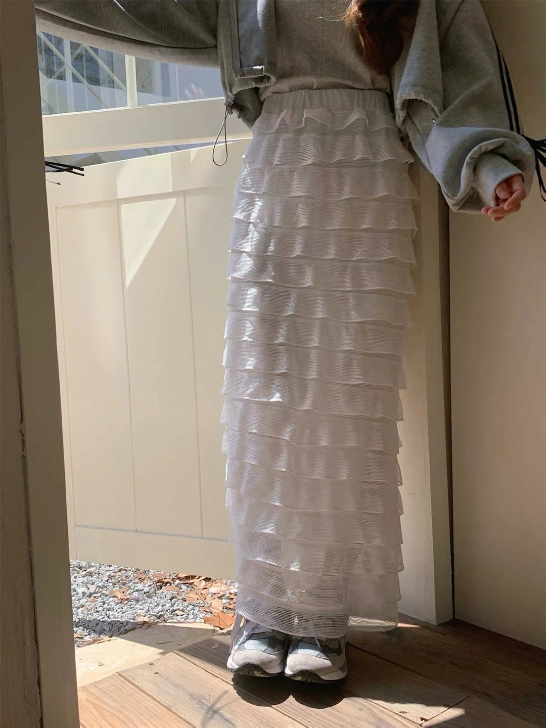 Multi-layered lace cake skirt, solid color casual midi skirt - photo 5