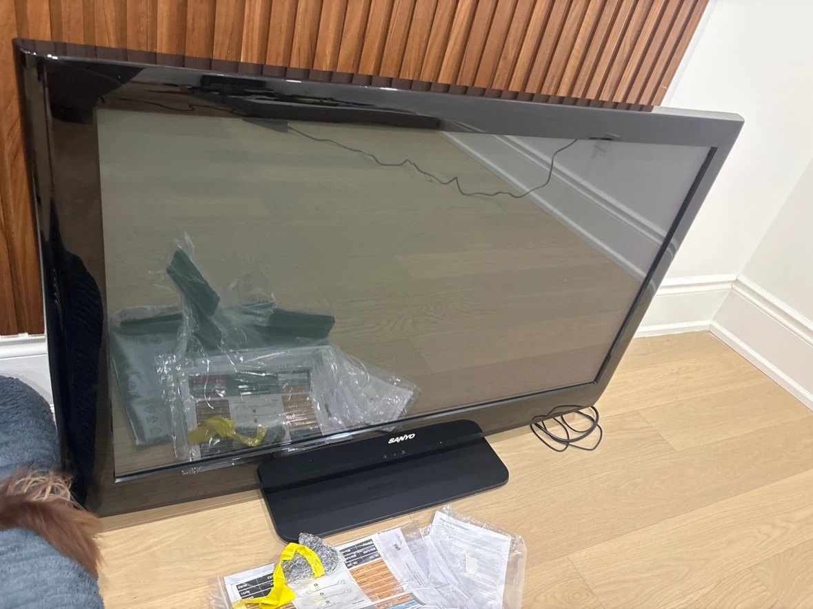Sanyo Television - photo 3