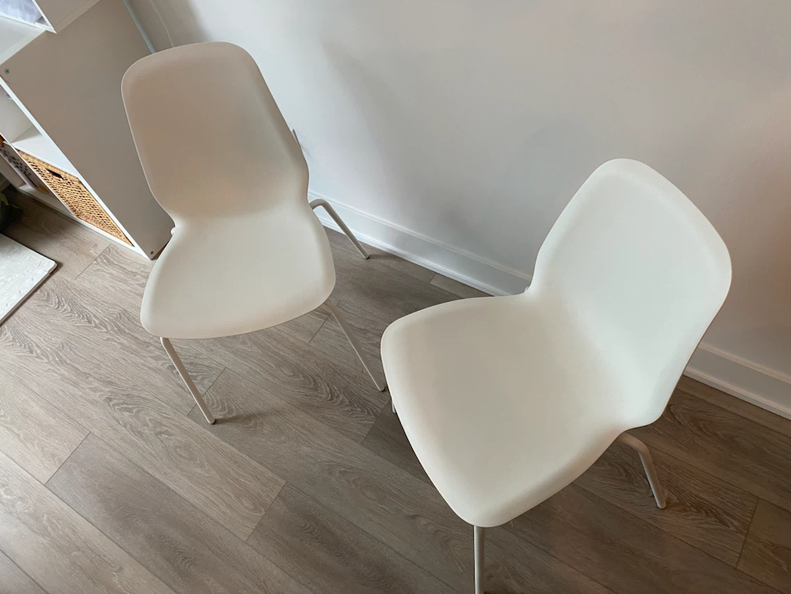 2 IKEA dining chairs - photo 2