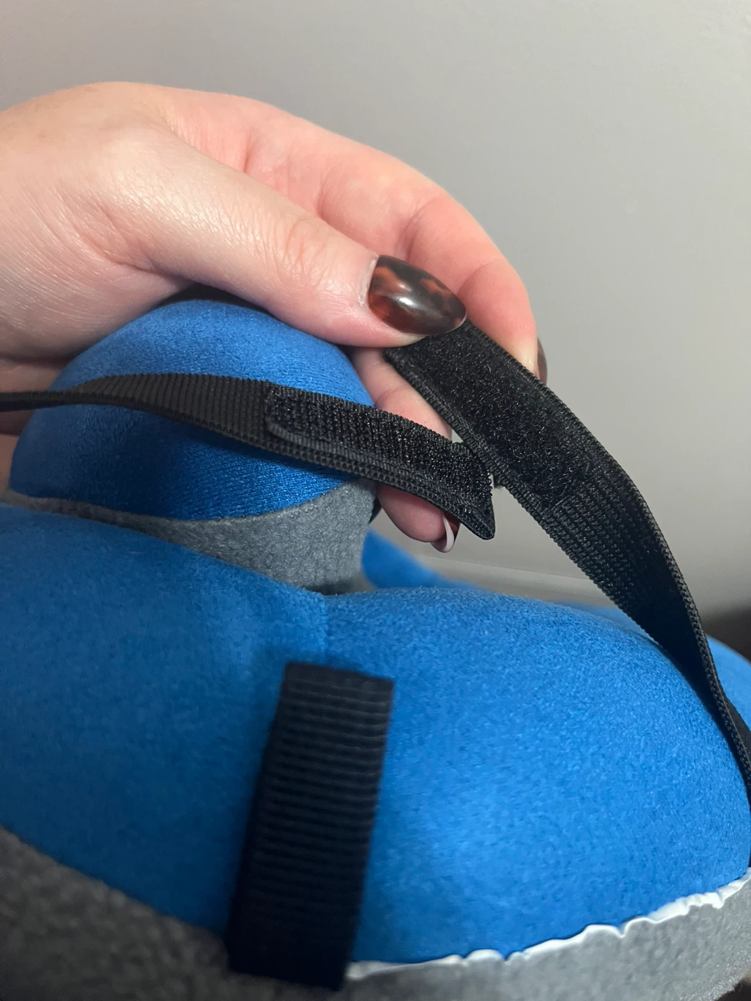 Travel Neck Pillow - photo 3