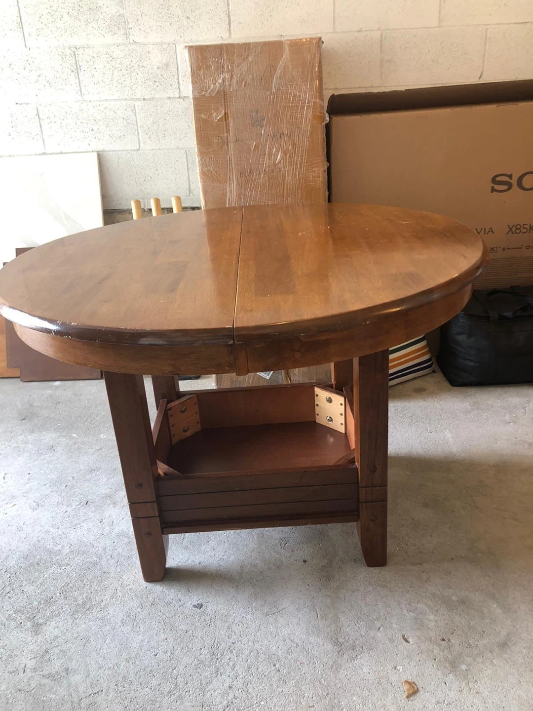 Round Wooden Dining Table