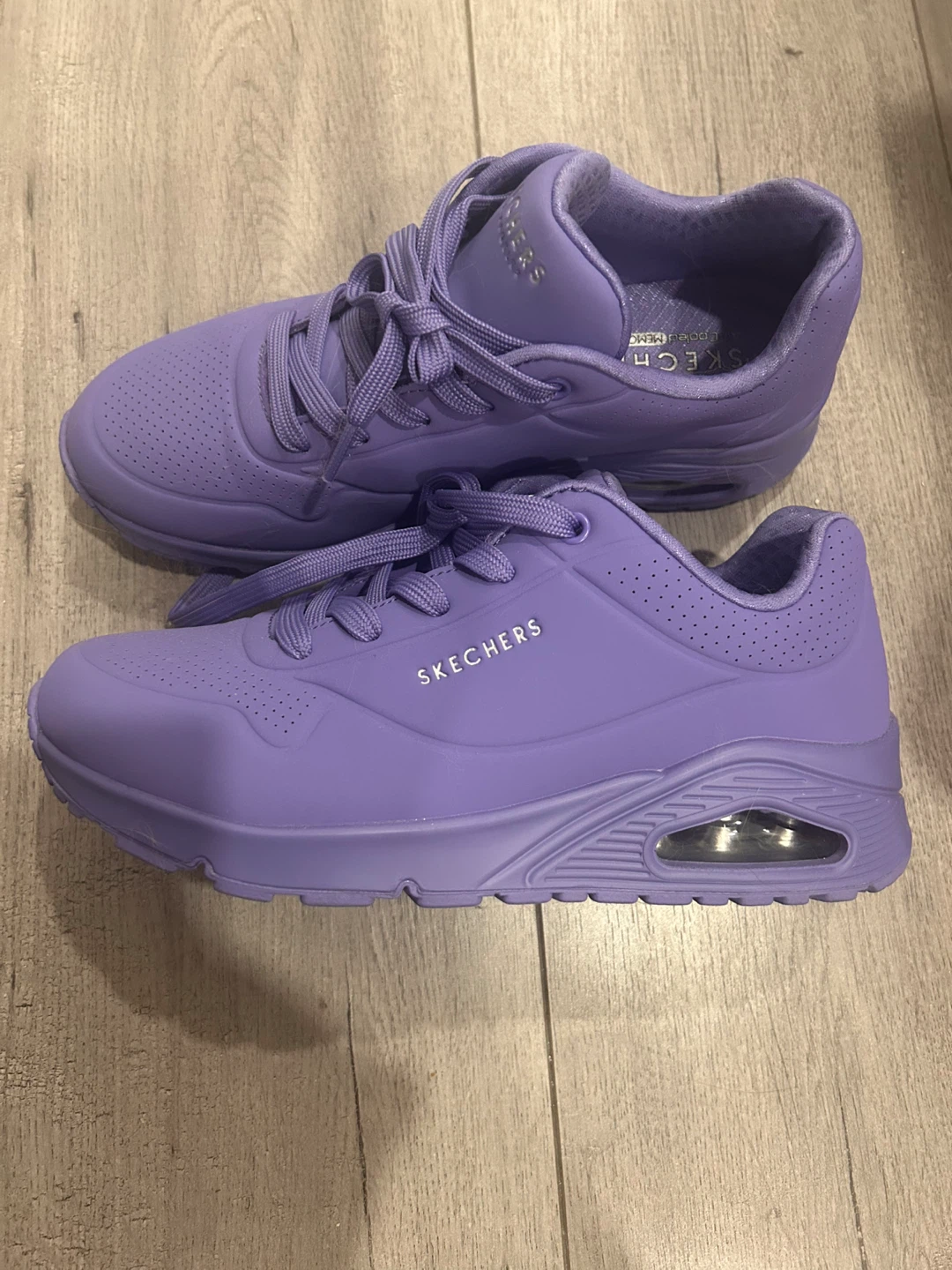 Women’s Sneakers Size 8 - photo 2