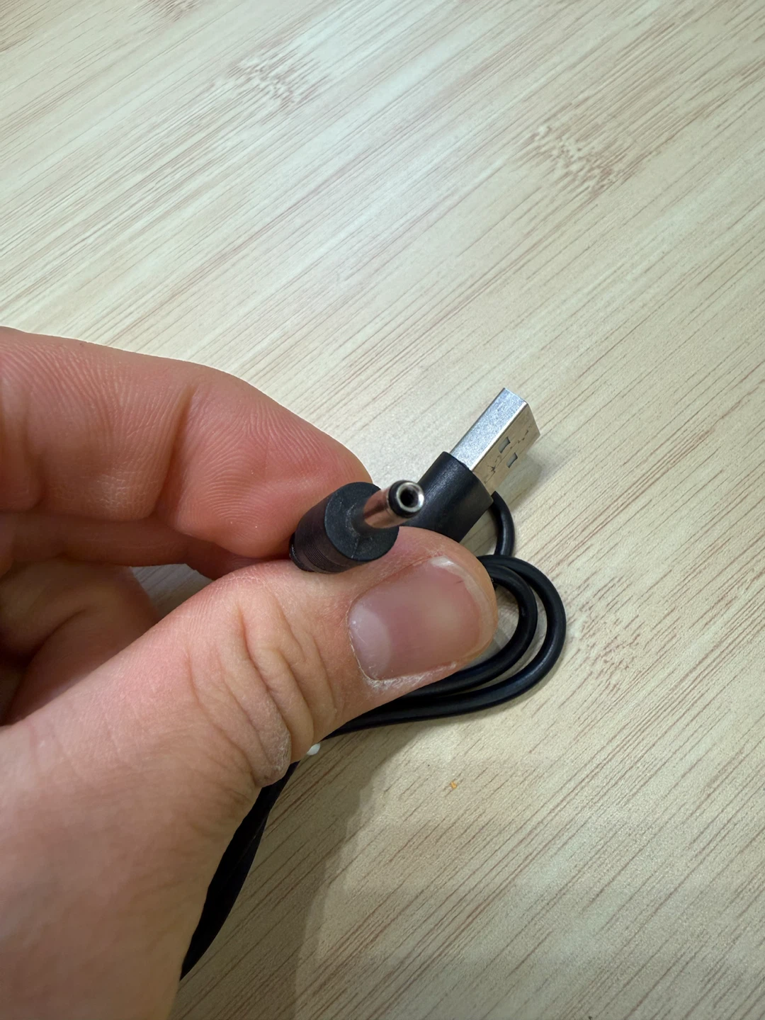 USB to DC Barrel Jack Charging Cable - photo 2