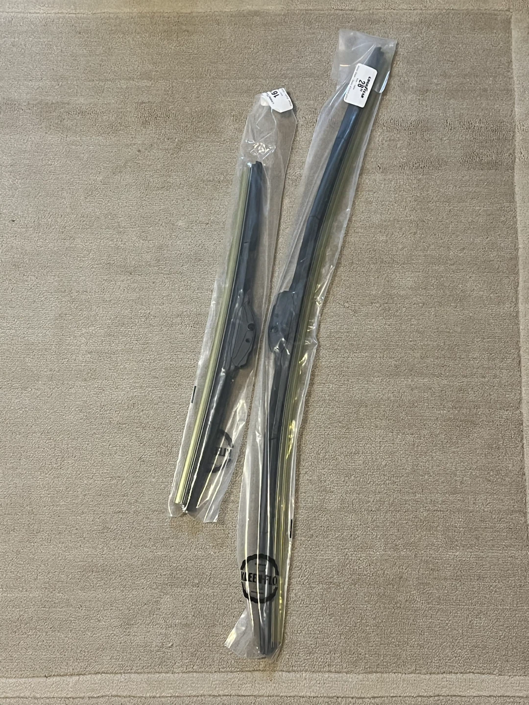 Brand New Goodyear Wiper Blades Set (28" & 16") - photo 2