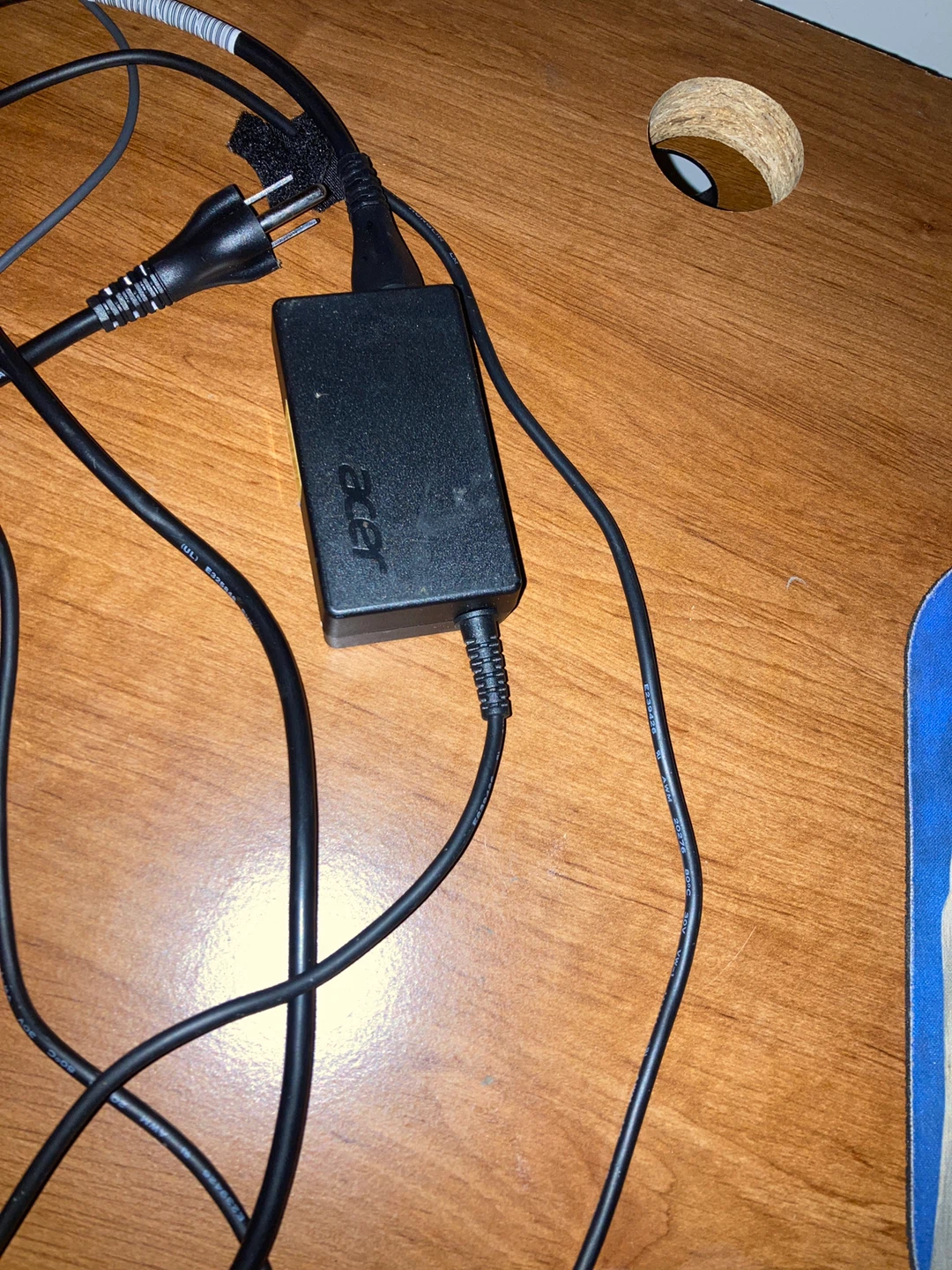 Acer Chromebook Laptop - photo 2
