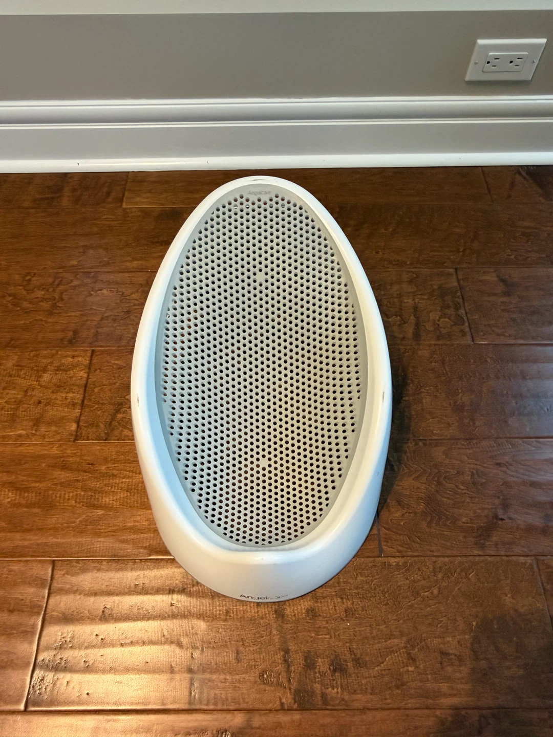Angelcare Soft-Touch Baby Bath Support (Ergonomic Infant Tub)