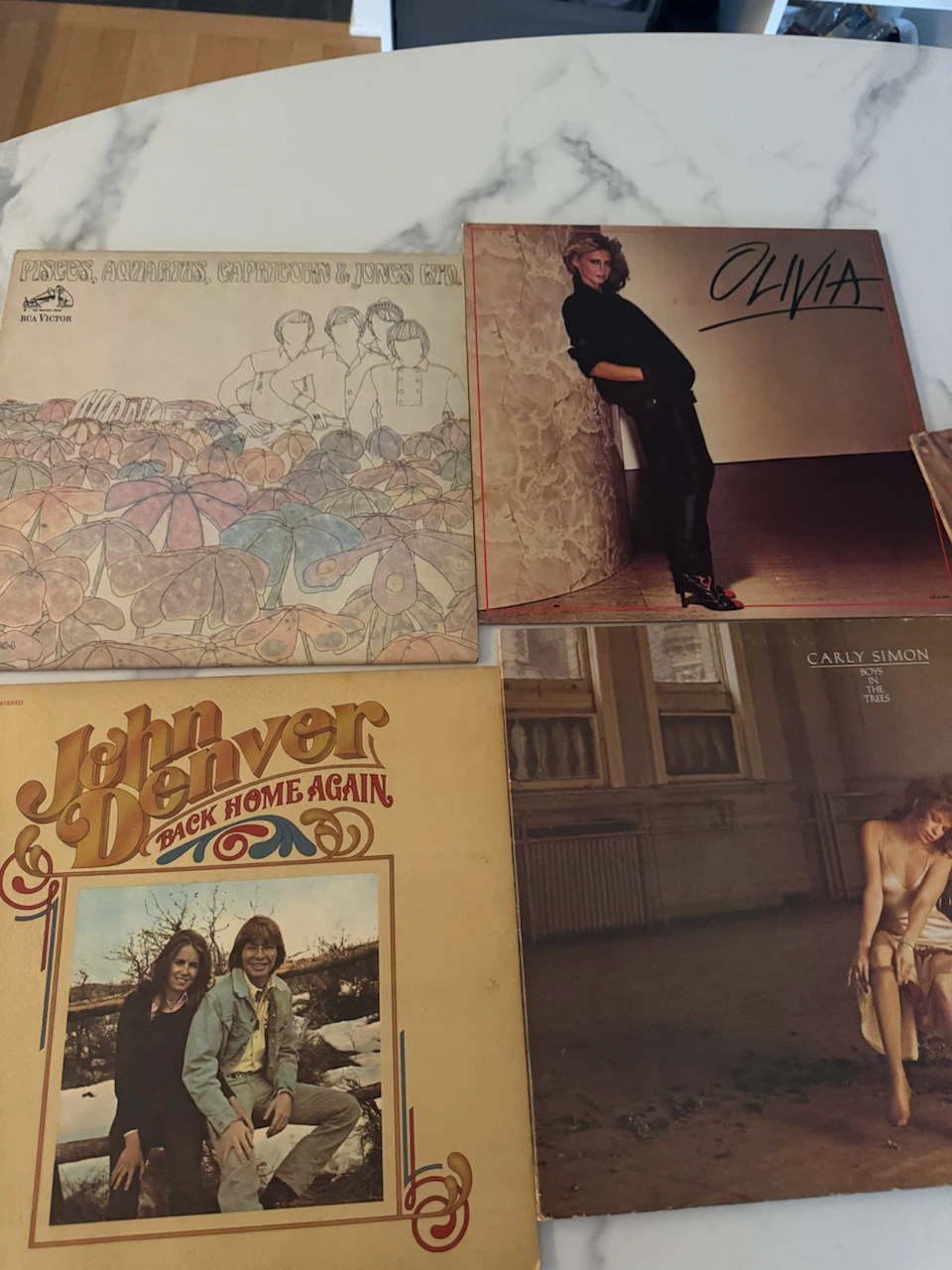 Collection of 5 Vintage Vinyl Records - photo 2