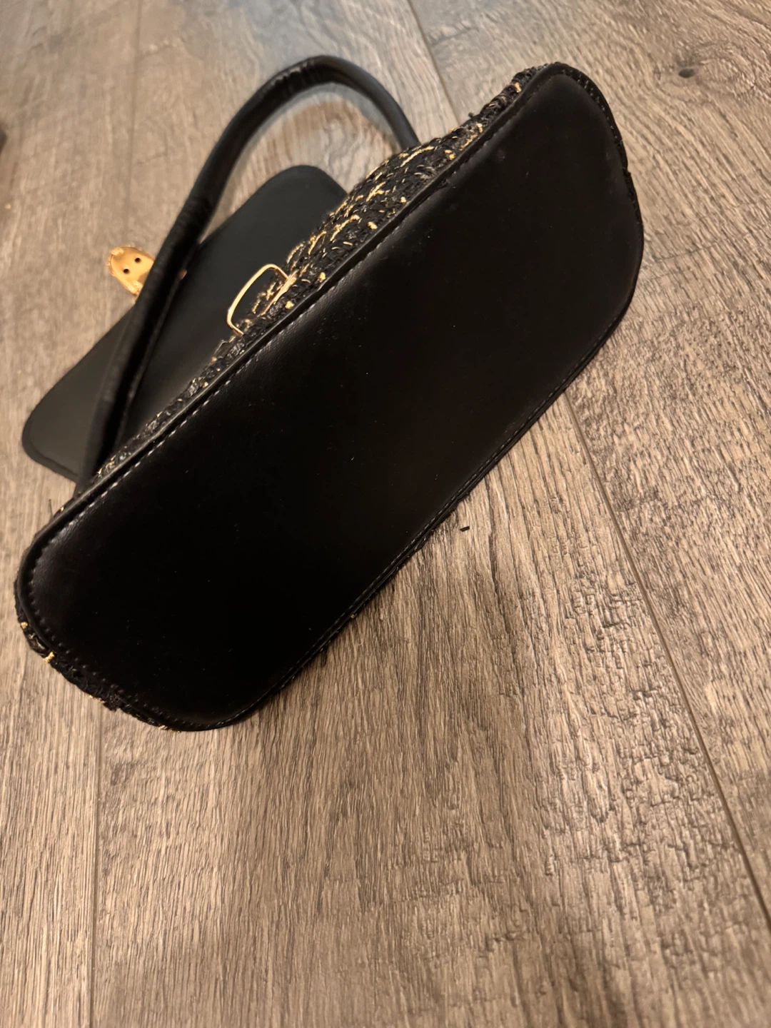 Black and Gold Tweed Shoulder Bag small see description $15 firm - photo 3