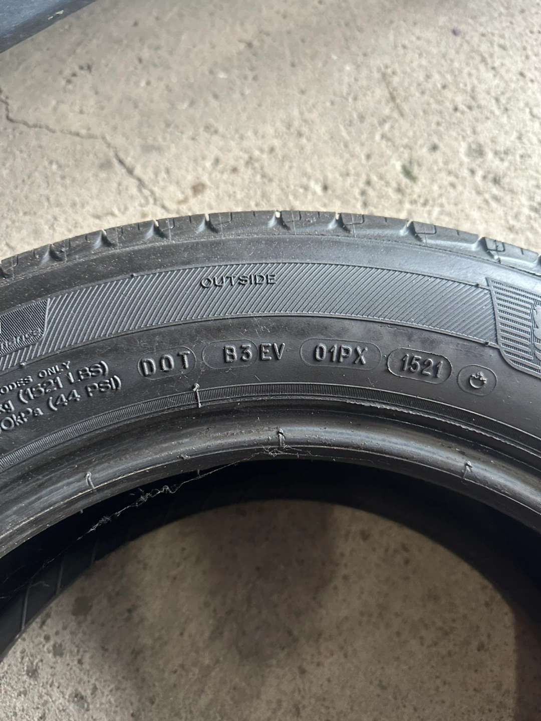 Michelin Defender Tires 205/65R16 - photo 4