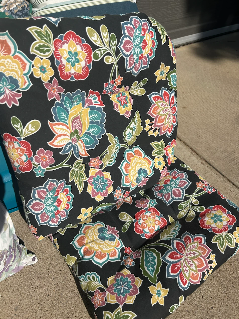 Floral pattern chair cushions - photo 4