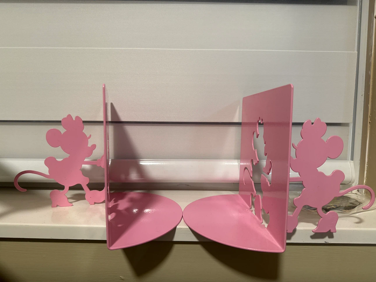 Disney Minnie Mouse Pink Metal Bookends