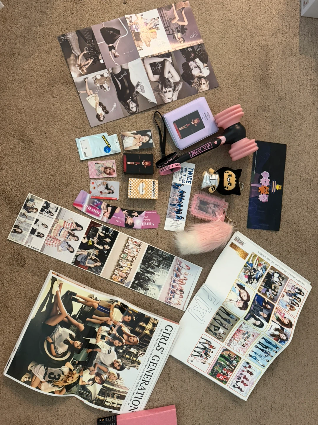 K-pop official merchants