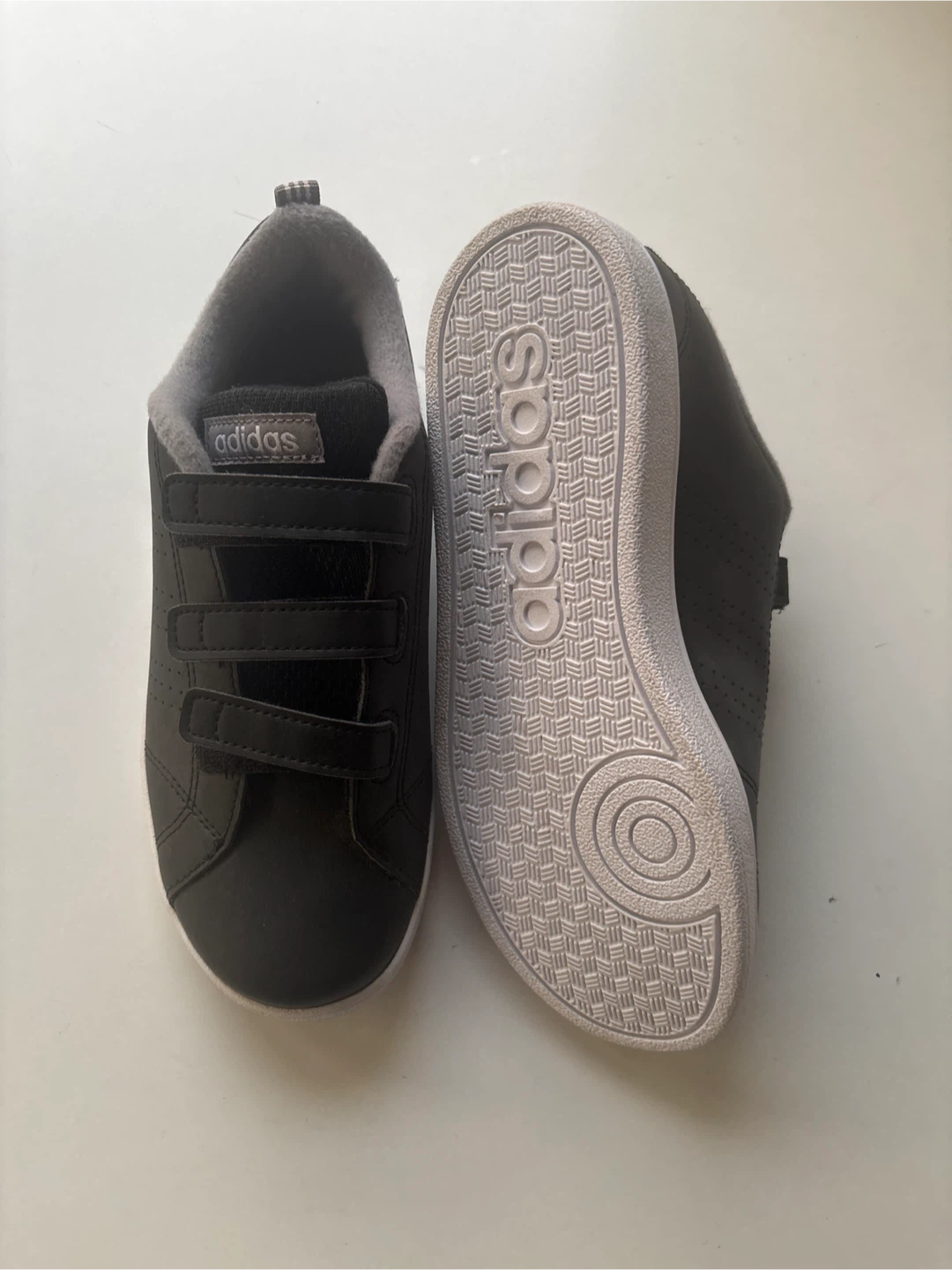 Adidas Kids Velcro Sneakers Black Size 3