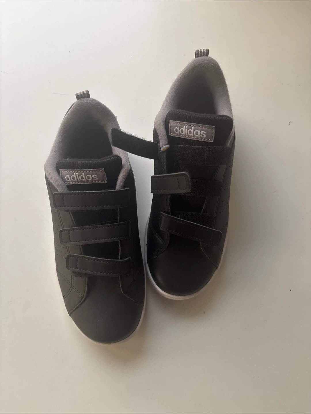 Adidas Kids Velcro Sneakers Black Size 3 - photo 2