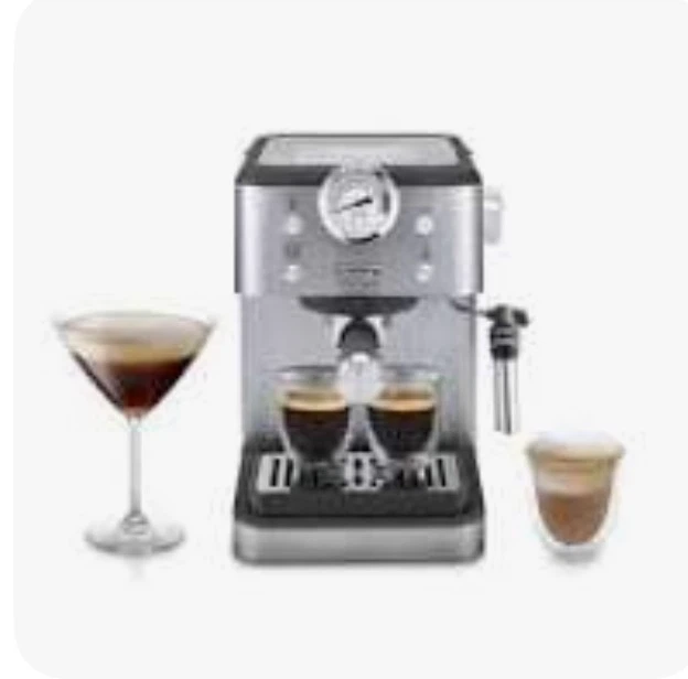 De'Longhi Classic Espresso and Cappuccino Maker