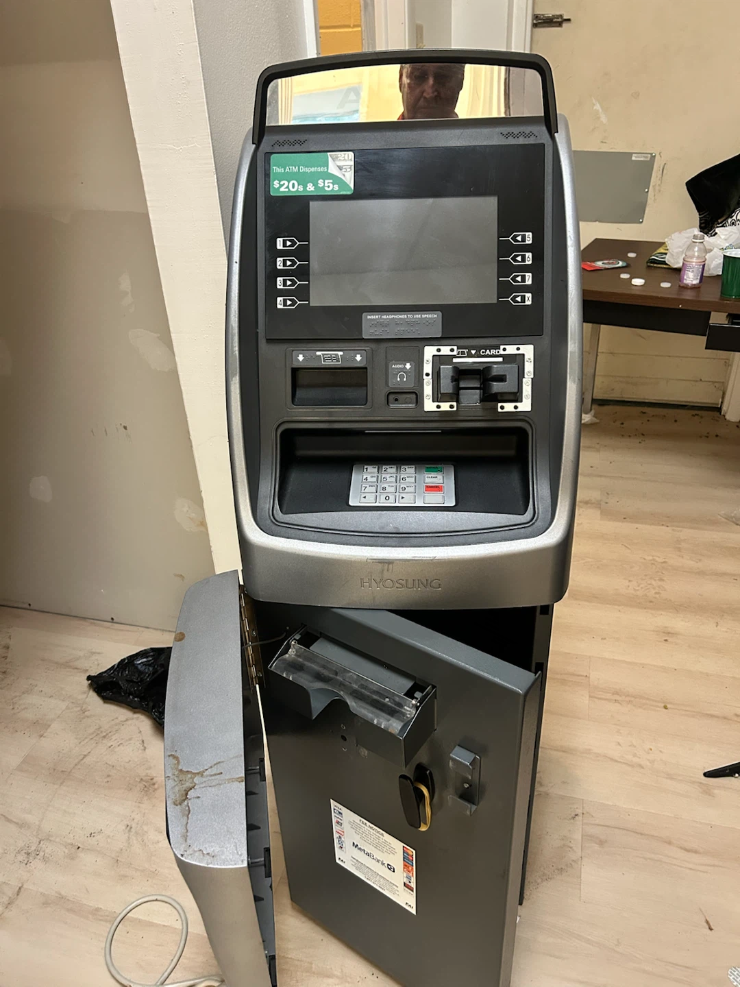 3 ATM Machines - photo 2