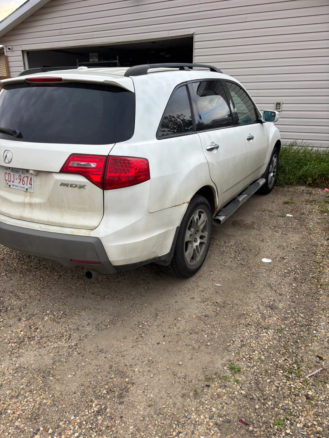 Acura MDX SUV - photo 2