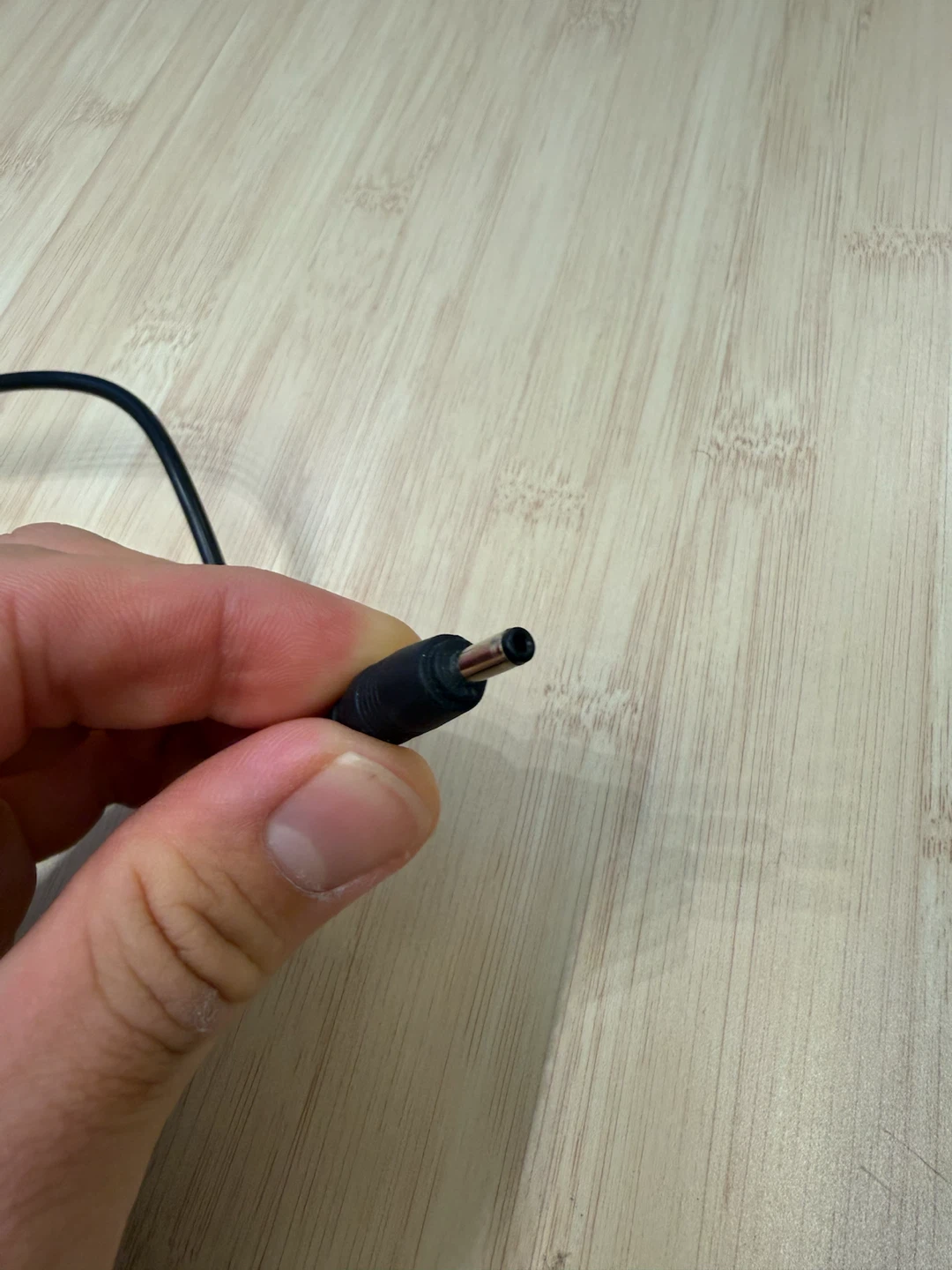 USB to DC Barrel Power Cable - photo 3