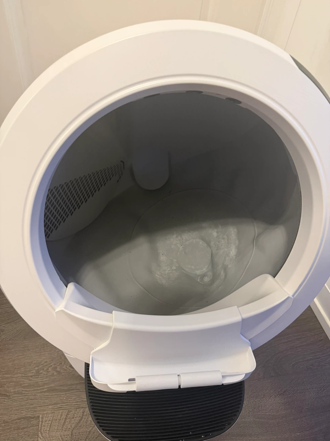 Litter-Robot 4 Automatic Self-Cleaning Litter Box - photo 5