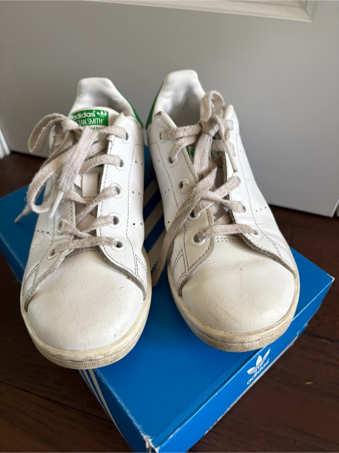 Adidas Stan Smith - kids size 1 - photo 2