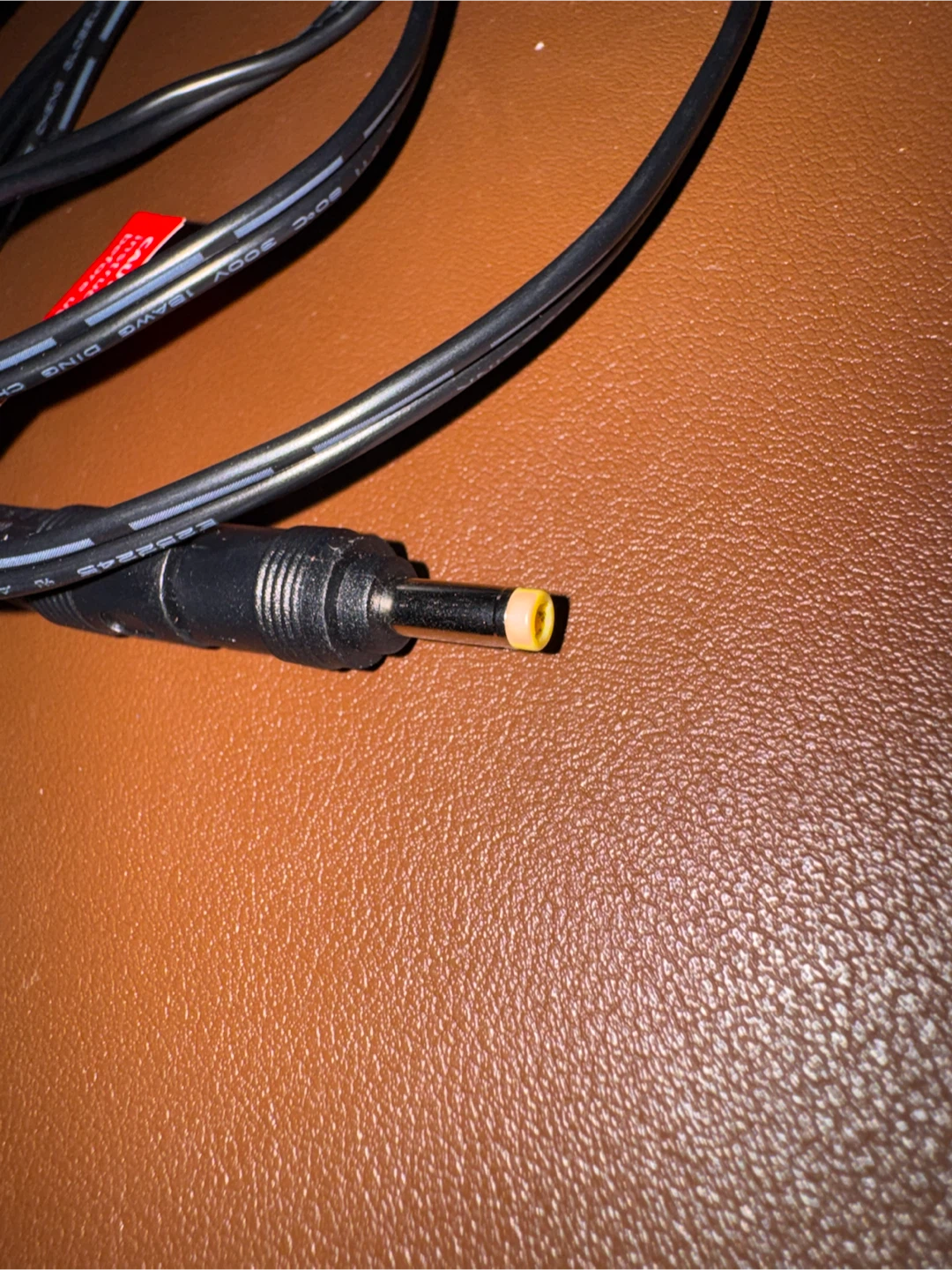 Insignia Universal AC Adapter - photo 3