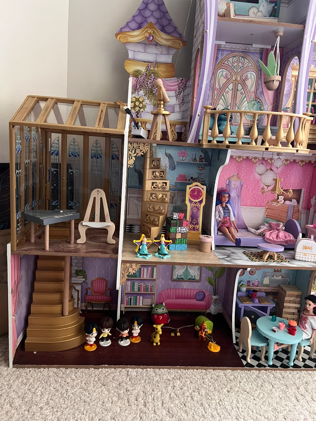 Disney Rapunzel Tangled Wooden Dollhouse - photo 3