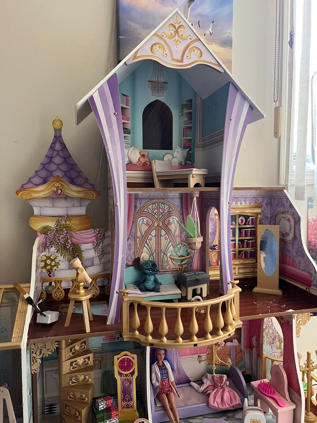 Disney Rapunzel Tangled Wooden Dollhouse - photo 4